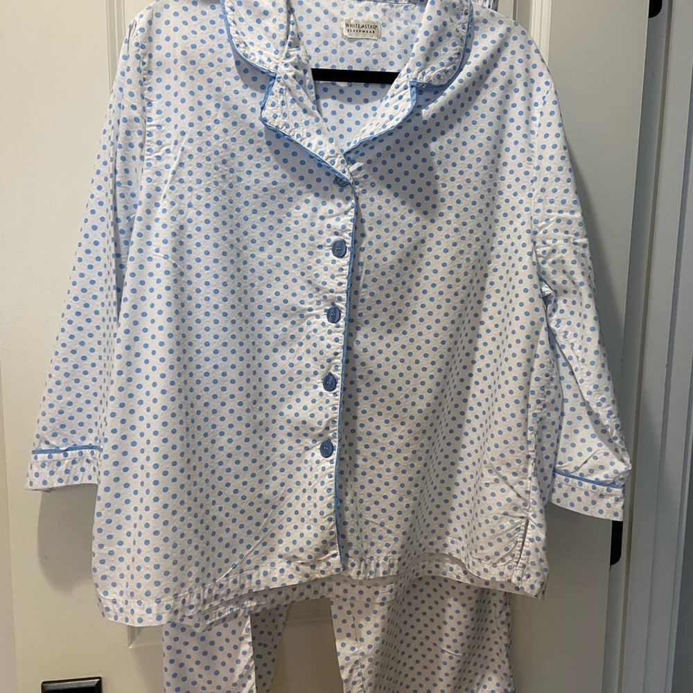 Women's Kids Pajamas - White with Light Blue Polka Dots - Classic Button-Front